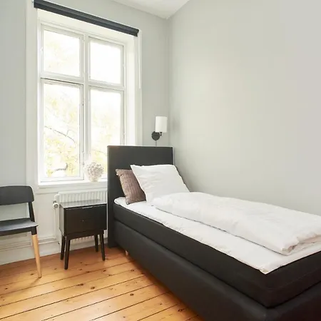 Spacious Scandinavian 3br In Vibrant Area Copenhagen