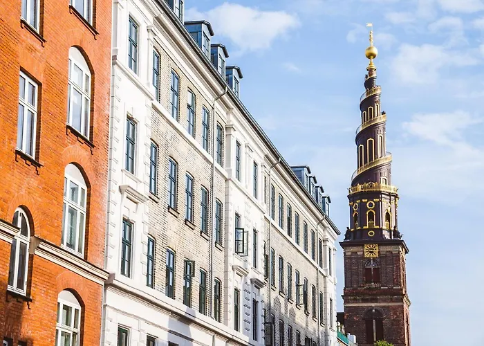 Spacious Scandinavian 3br In Vibrant Area *